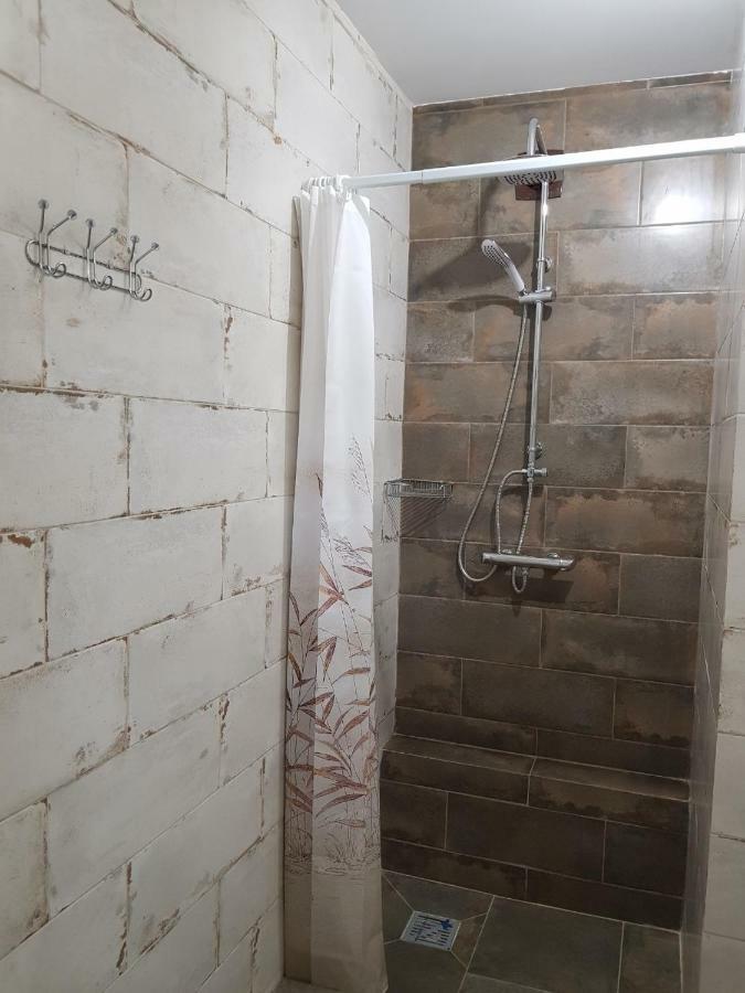 Silver Star Apartment 40B Ужгород Екстер'єр фото